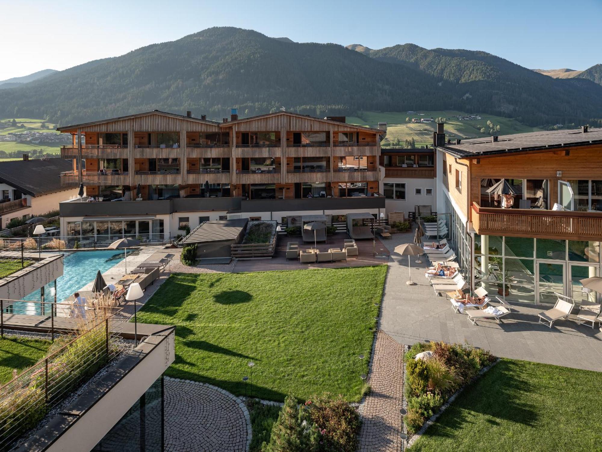 Alpine Nature Hotel Stoll Planca di Sopra Ngoại thất bức ảnh